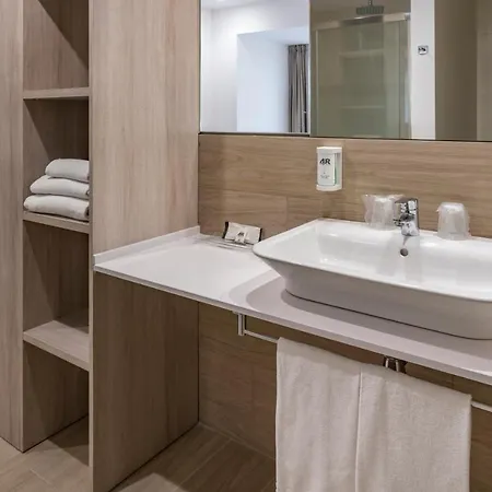 Hotel 4r Gran Europe 4*